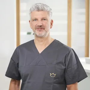 Dr. med. Achmed Tobias Scheersoi